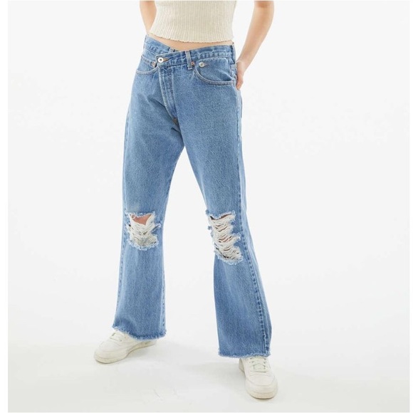 Levi's Denim - Levi's Urban Renewal Regular Fit Crossover Baggy Jean